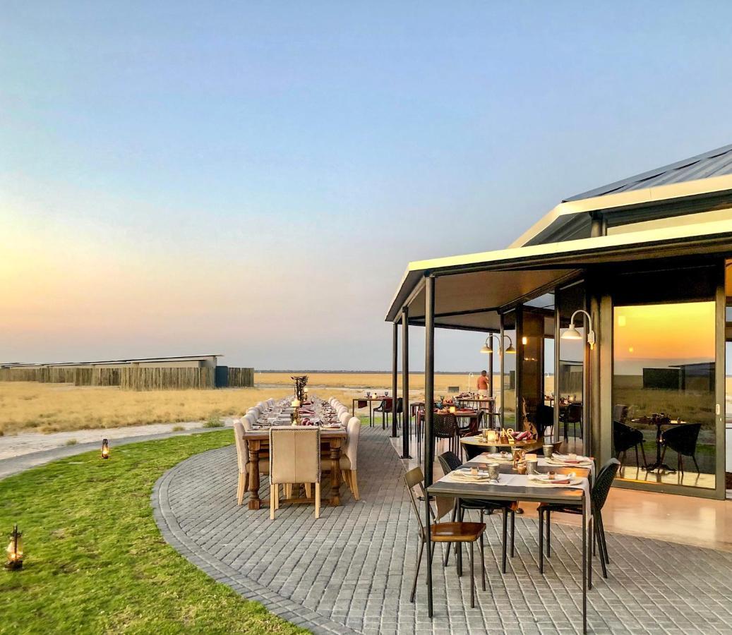 Etosha King Nehale Villa Omuthiya Buitenkant foto